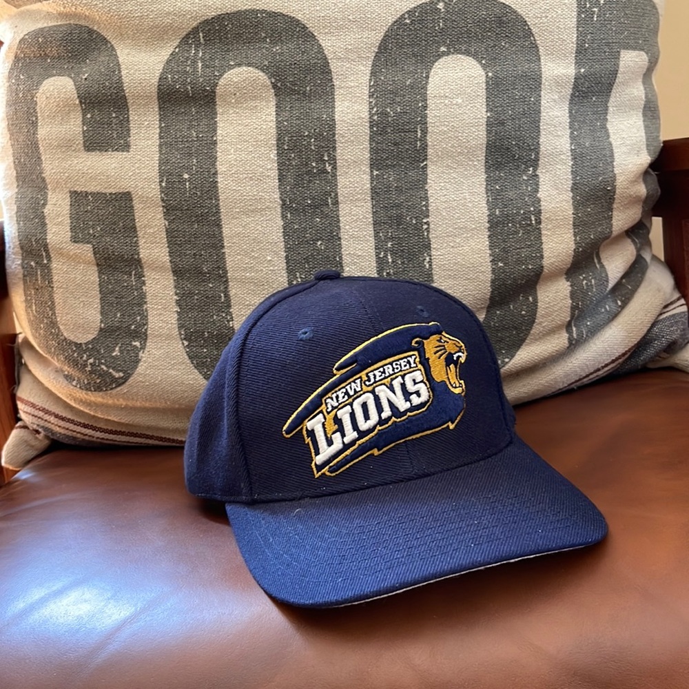 New Jersey Lions Vintage Top of the World Adjustable Flat Brim Hat